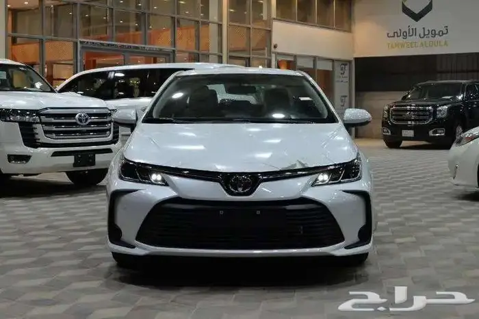 تويوتا كورولا XLI 2.0 مطور بنزين 2025 1