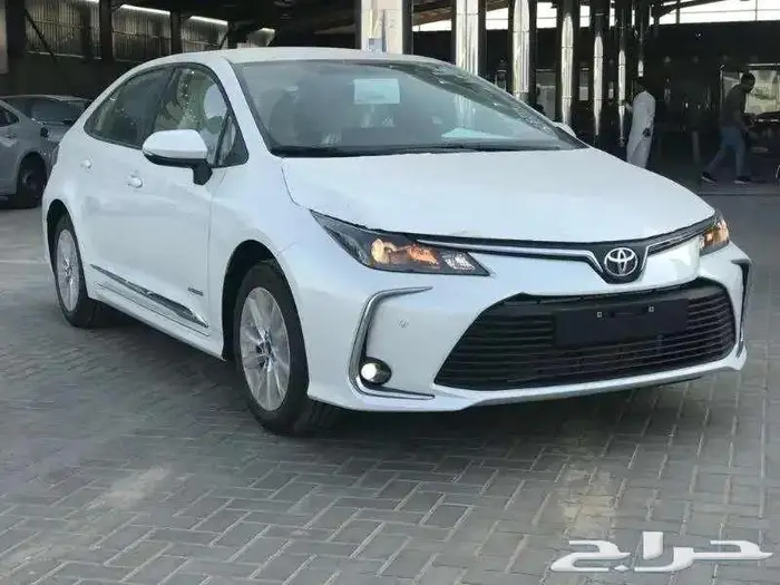 تويوتا كورولا XLI 2.0 مطور بنزين 2025 0