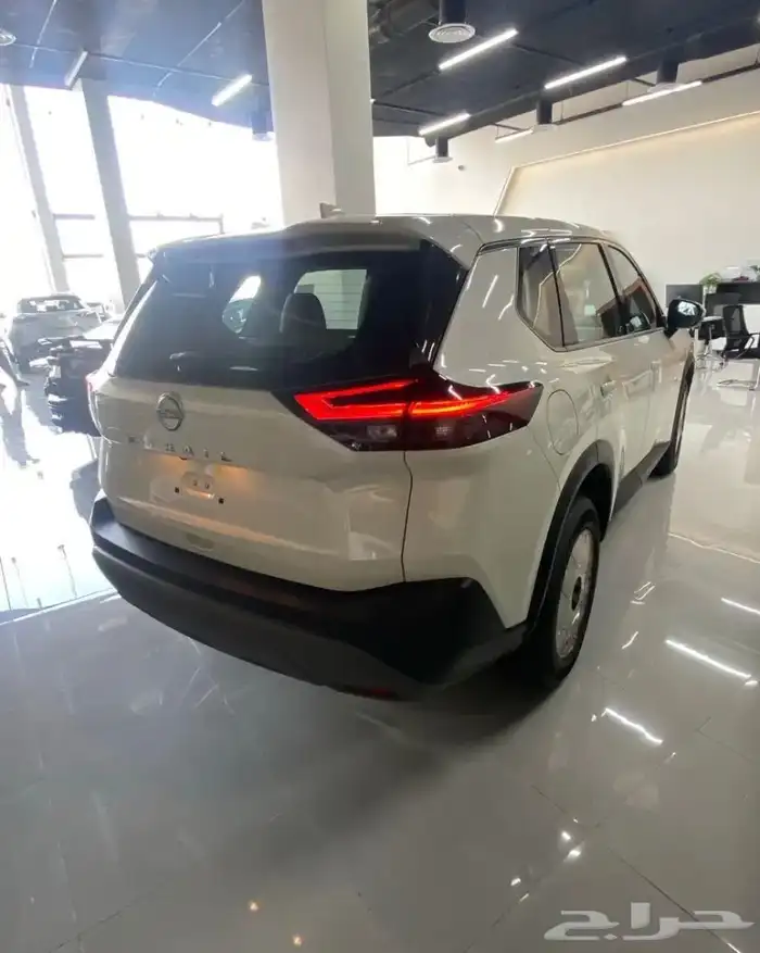 نيسان اكس تريل 7 ركاب بدون دبل 2025 اقساط 1