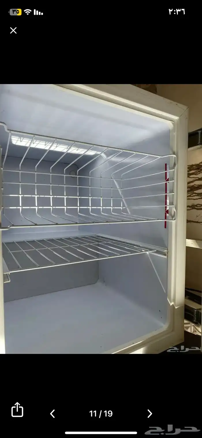 أدوات بوفيه ورفوف محل 36