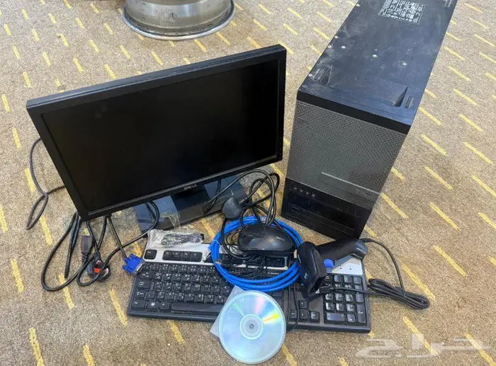 كمبيوتر مكتبي DELL 1