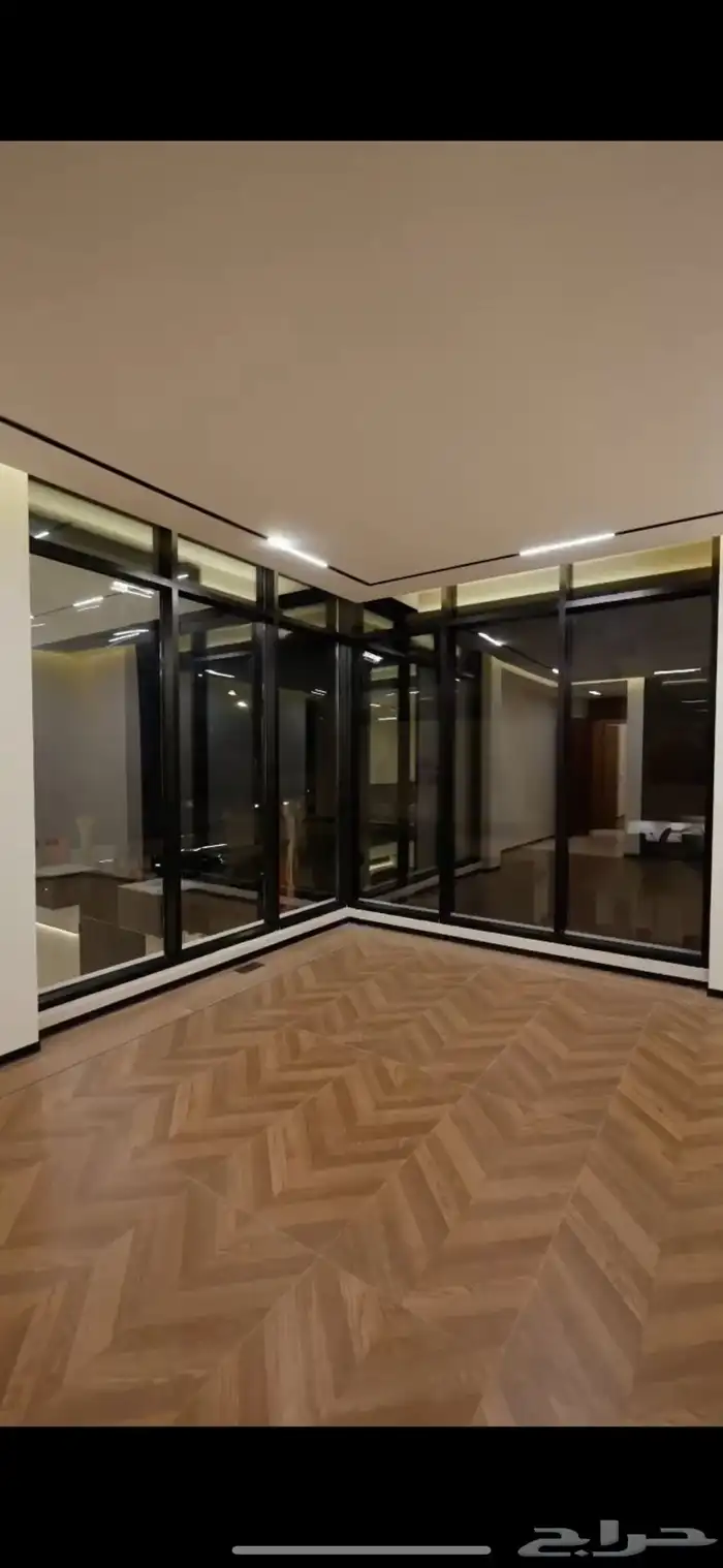 فيلا فاخرة بتصميم مودرن - في حي حطين الراقي 7