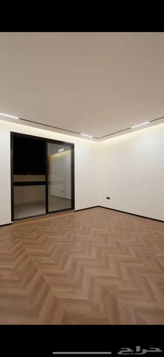 فيلا فاخرة بتصميم مودرن - في حي حطين الراقي 11