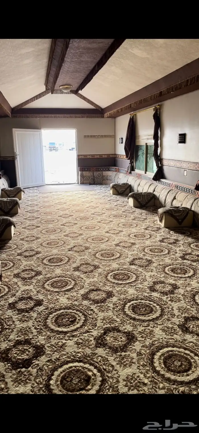 كارافان للبيع 1