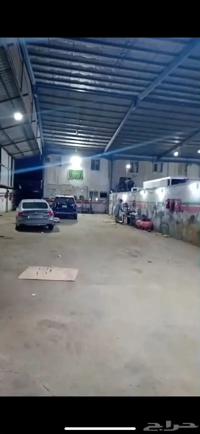 ورشة سيارة للإيجار 1