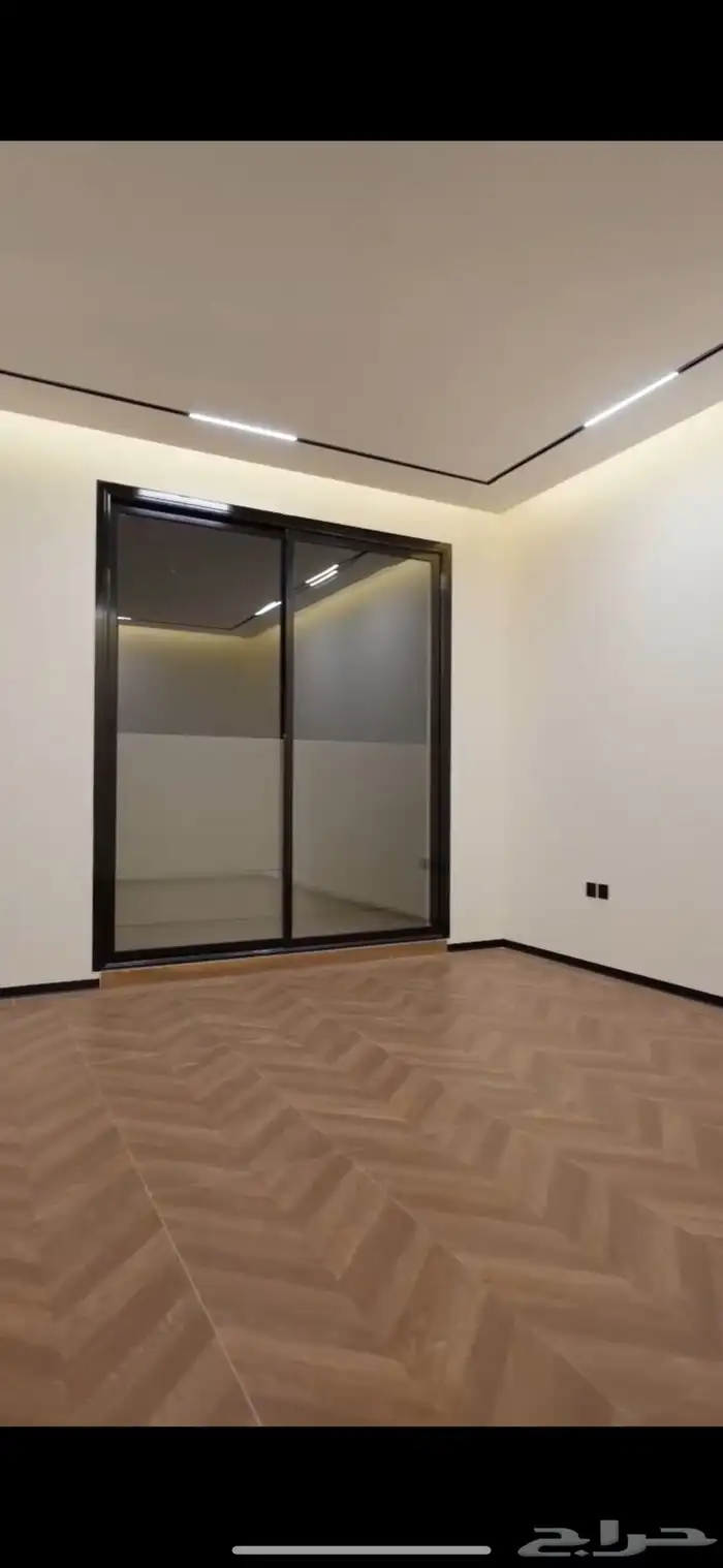 فيلا فاخرة بتصميم مودرن - في حي حطين الراقي 10