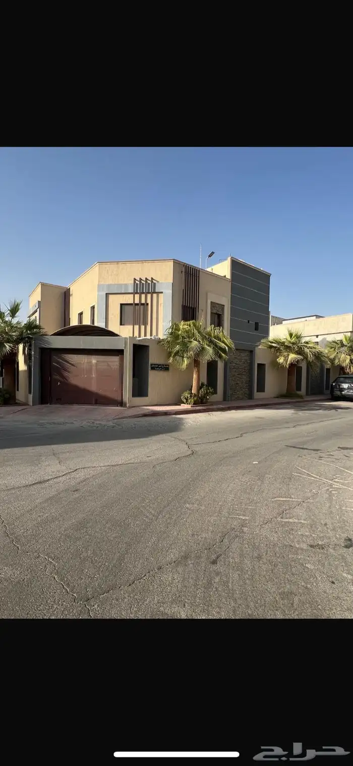 فيلا للبيع مساحة 750شارعين حي الروضة الرياض 7