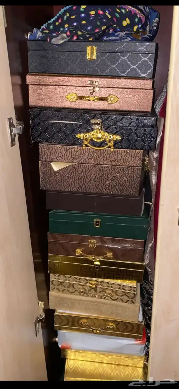 بشوت صناعه يدويه وكمبيوتر ثقيله وخفيفه للبيع 0