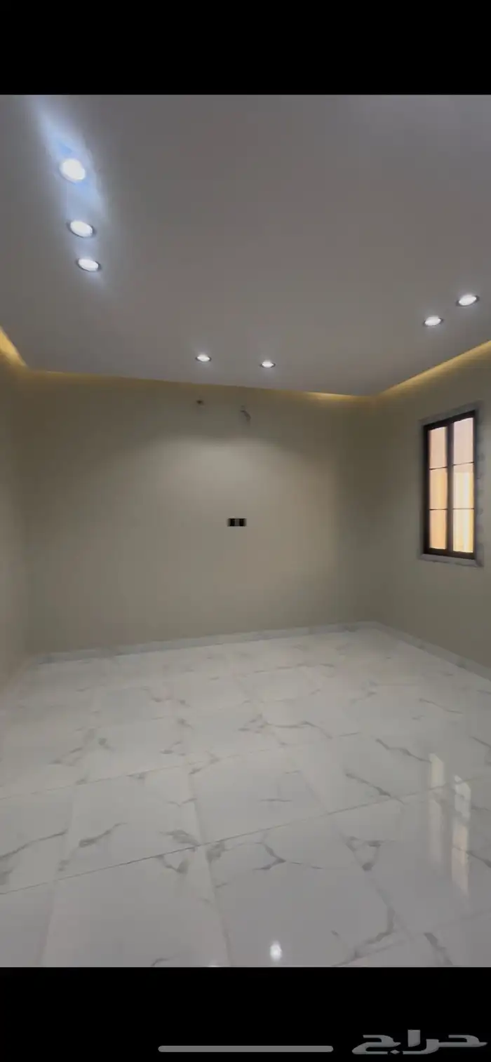 للبيع شقه حي النظيم تبوك 6