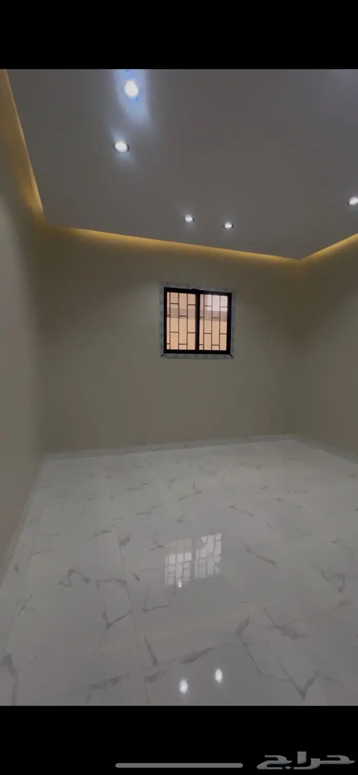 للبيع شقه حي النظيم تبوك 14