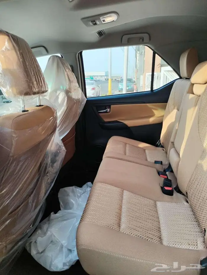 فورشنر GX2 بنزين موديل 2025 4