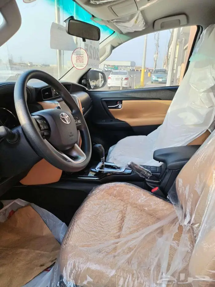 فورشنر GX2 بنزين موديل 2025 7