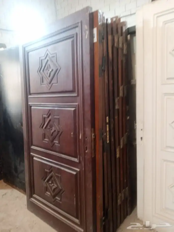 ابواب خشب مستخدمه للبيع 7