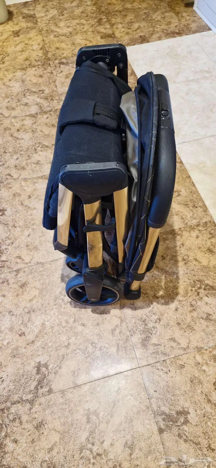 عربة اطفال جيجلز 1