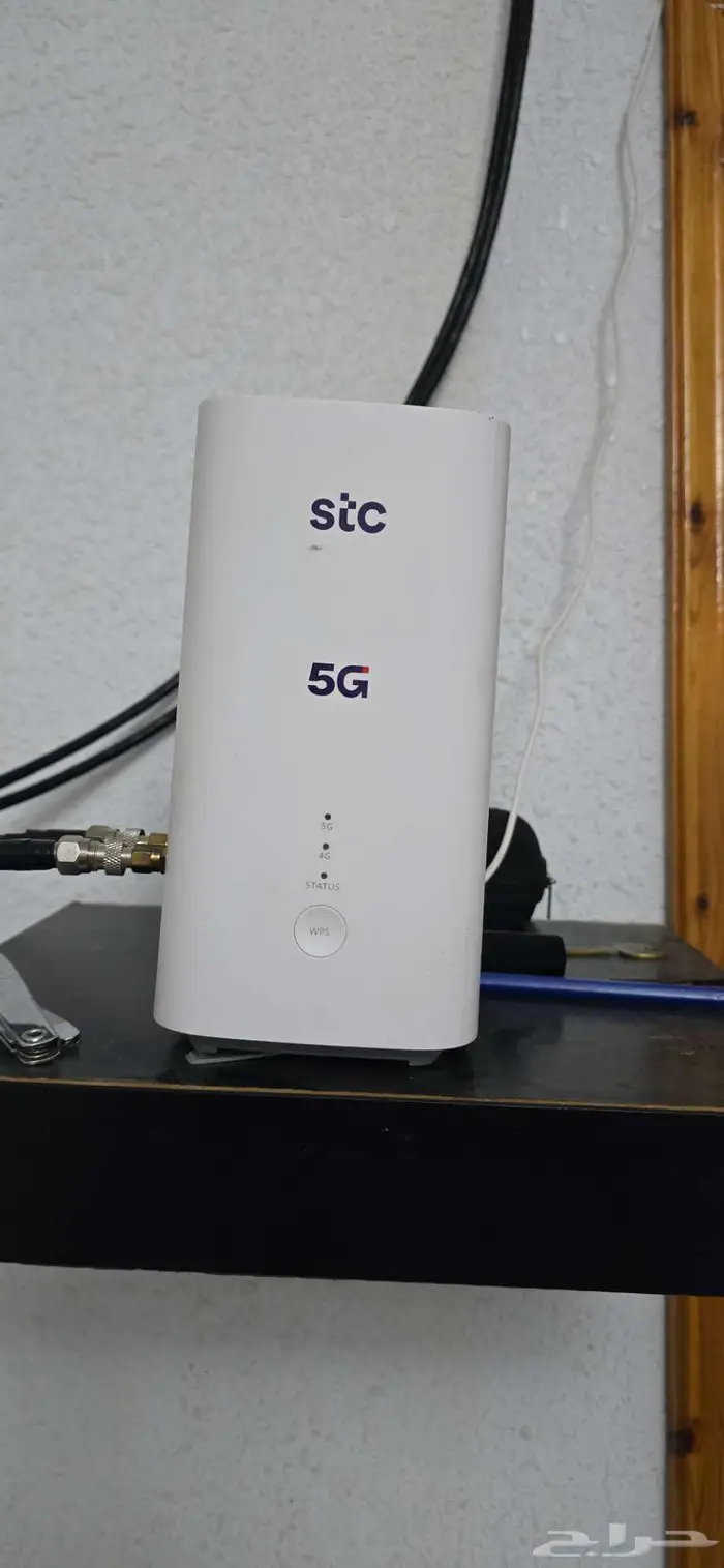 راوتر ZTE 5G مستعمل .يدعم جميع الشرايح ومعدل 0
