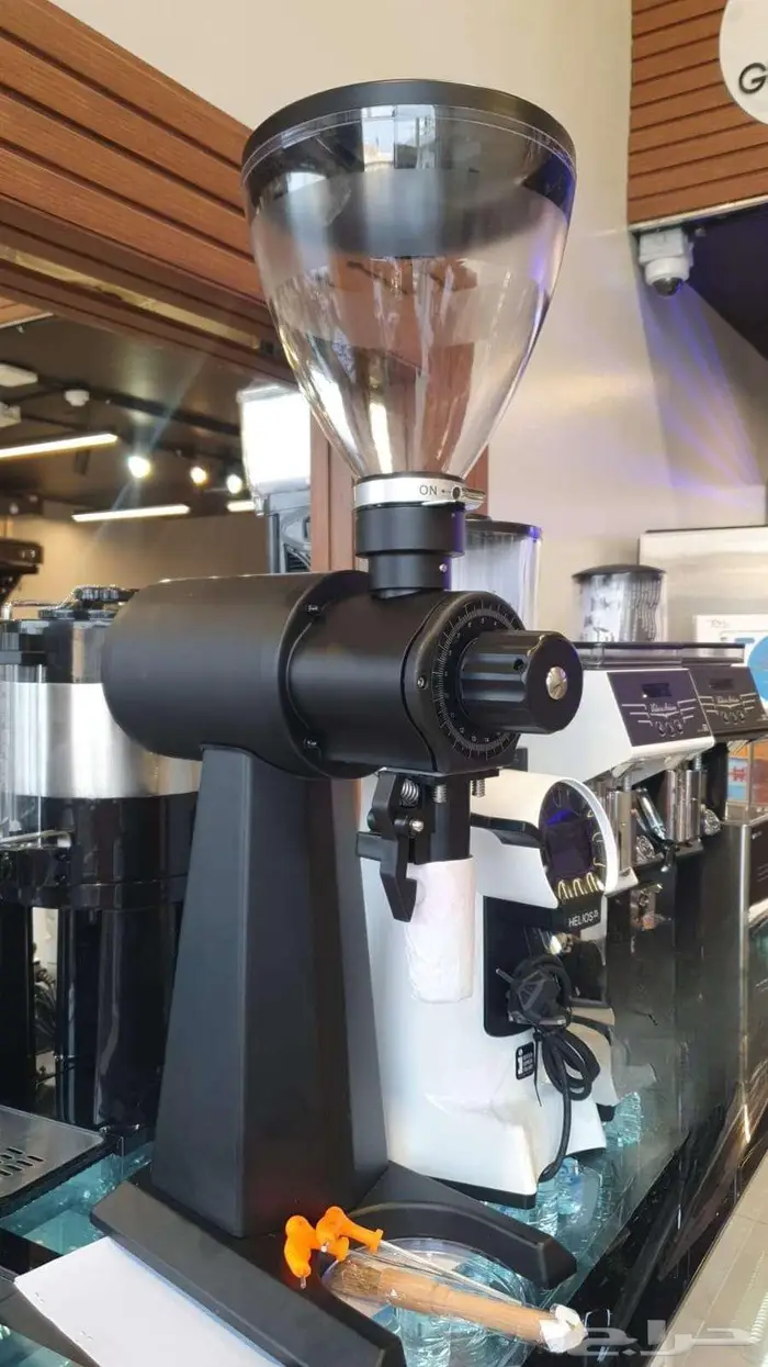 مكينة قهوه اليوم تجهيز كافيات 8