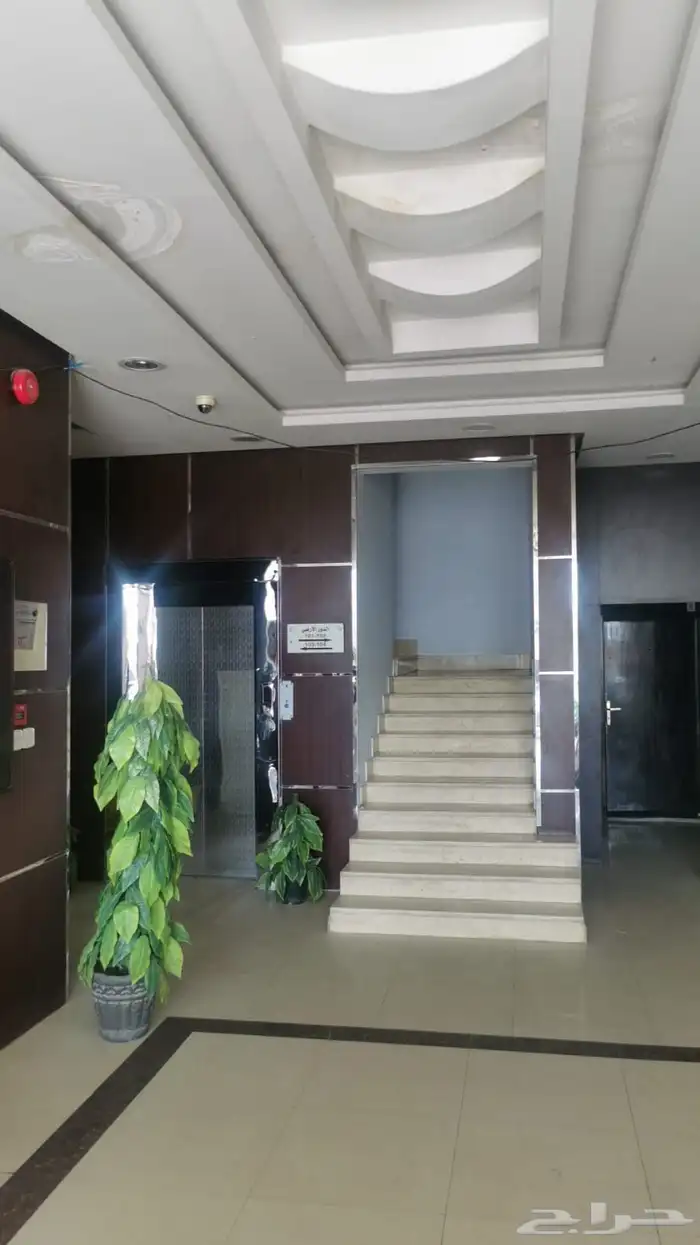 شقق للايجار الشهري المفروشه بحي العزيزيه شارع الشباب 3