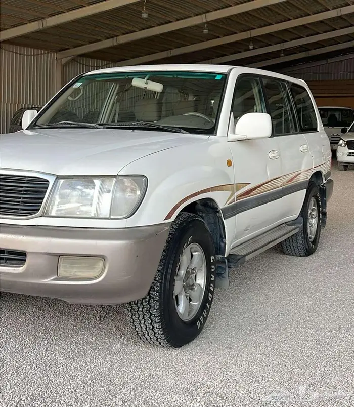 تويوتا لاندكروزر جي اكس ار قير اوتماتيك 2001 1
