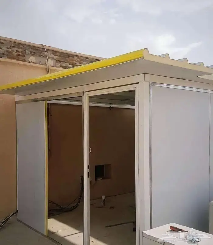 تركيب غرف ساندوتش بانل ملاحق جدران بالجنوب 18