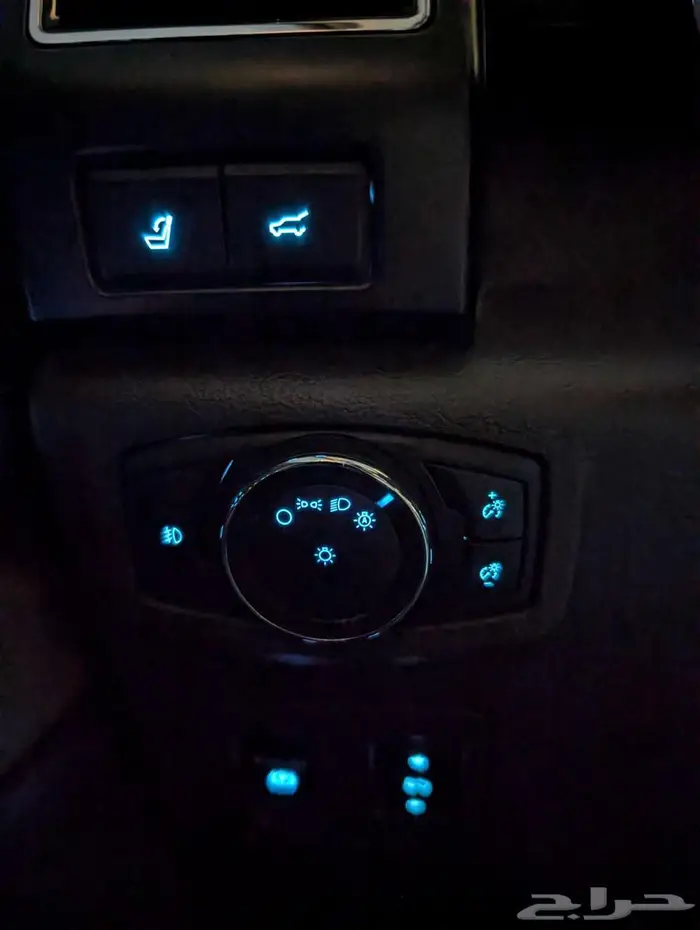 فورد اكسبيدشن 2018 لميتد LIMITED للبيع 53