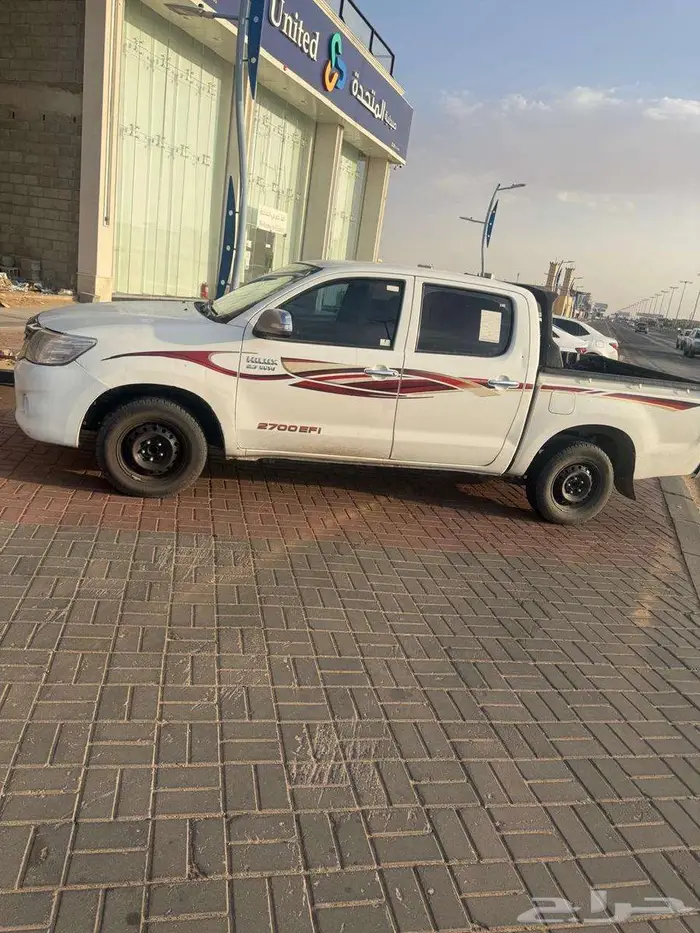هايلوكس 2015 GLX 0
