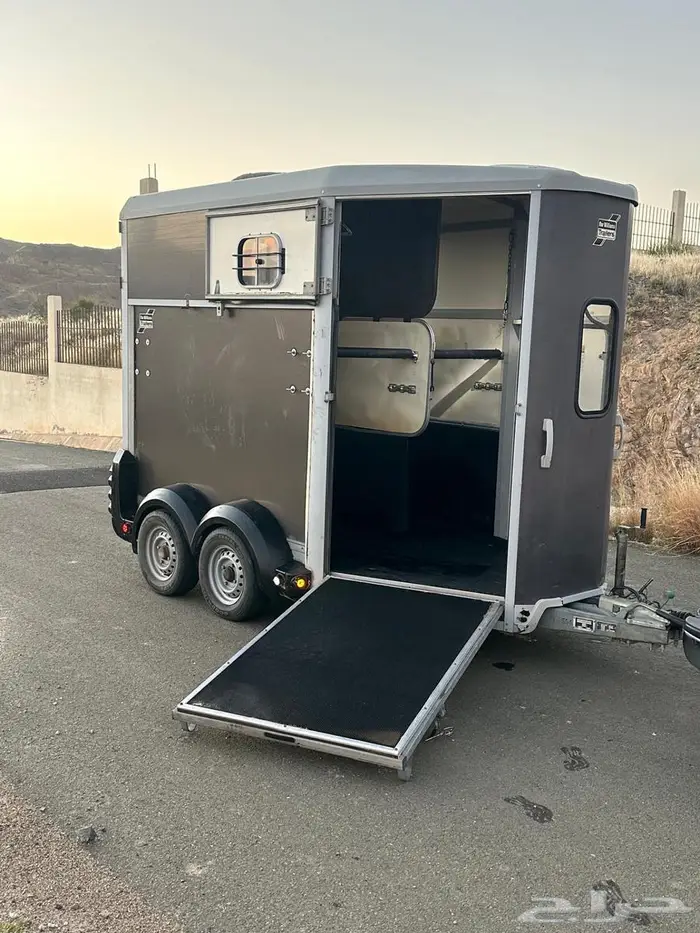 نقل خيل داخل وخارج جدة عربة ايفور ويليام 1