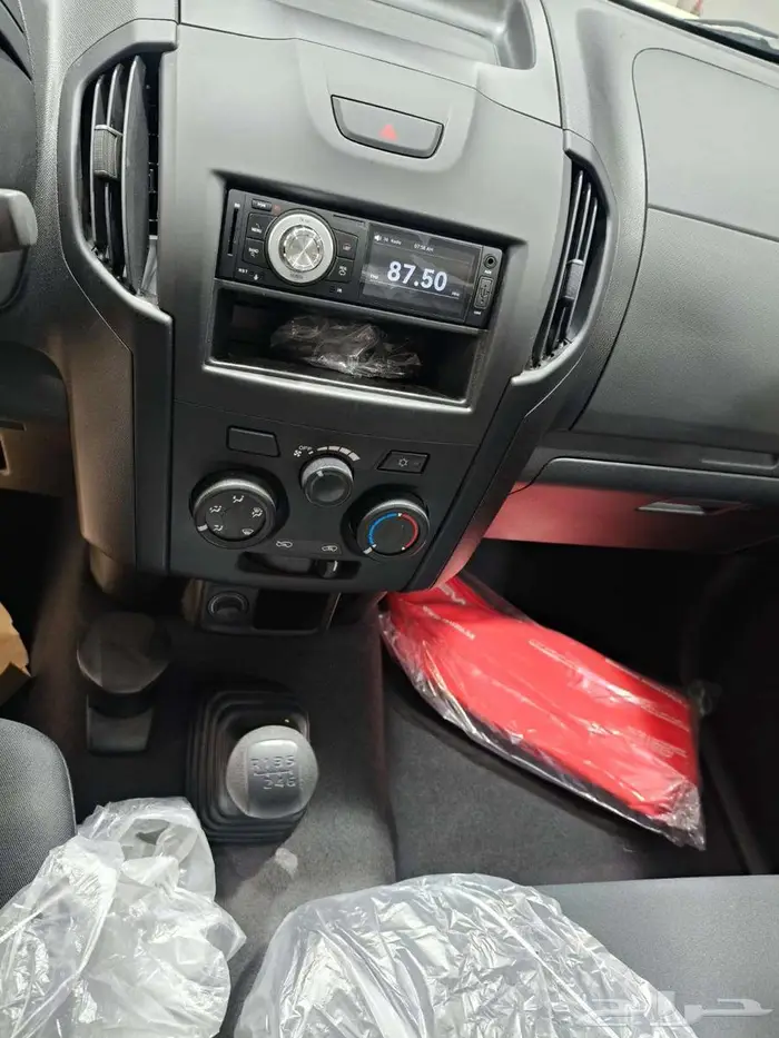 ايسوزو ديماكس غمارة جوانب 2025 كاش وبنك 3