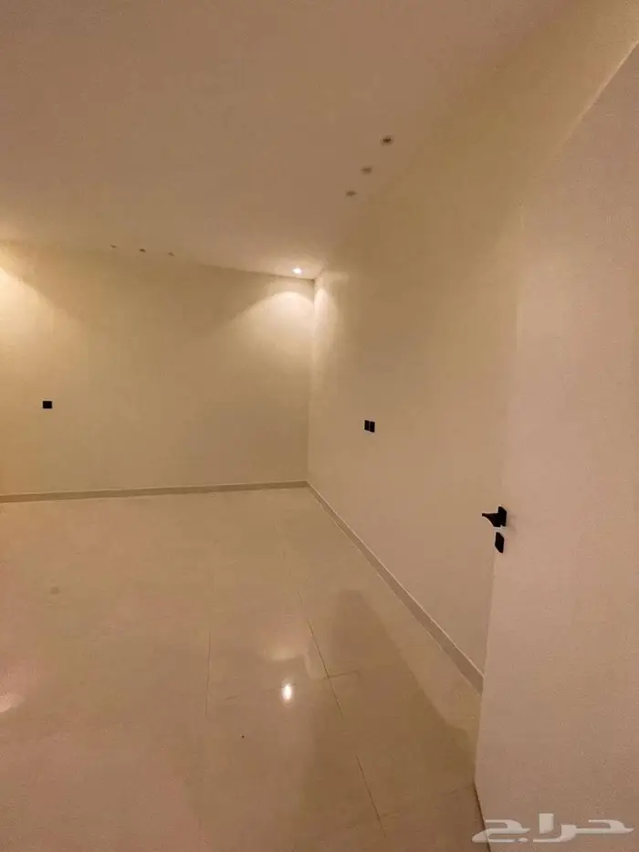 فيلا للايجار 4000ريال 3