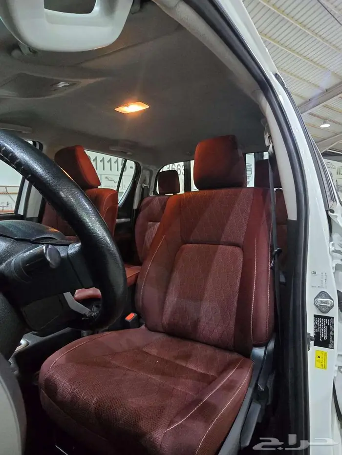 هايلوكس 2024 فل كامل ديزل اوتوماتيك 8