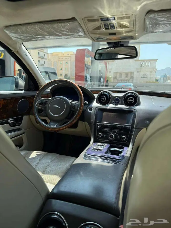 Jaguar XJL 2012 7