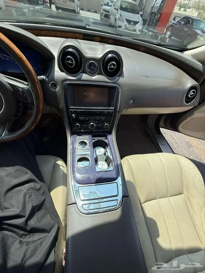 Jaguar XJL 2012 30