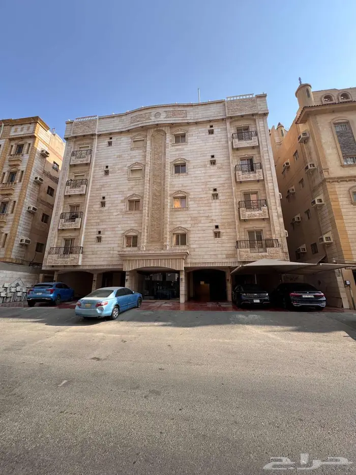 شقة للإيجار السنوي في جدة حي المروة 9