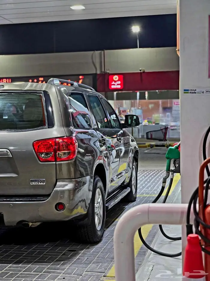 للبيع جيب تويوتا سيكويا SR5 دبل 4X4 11