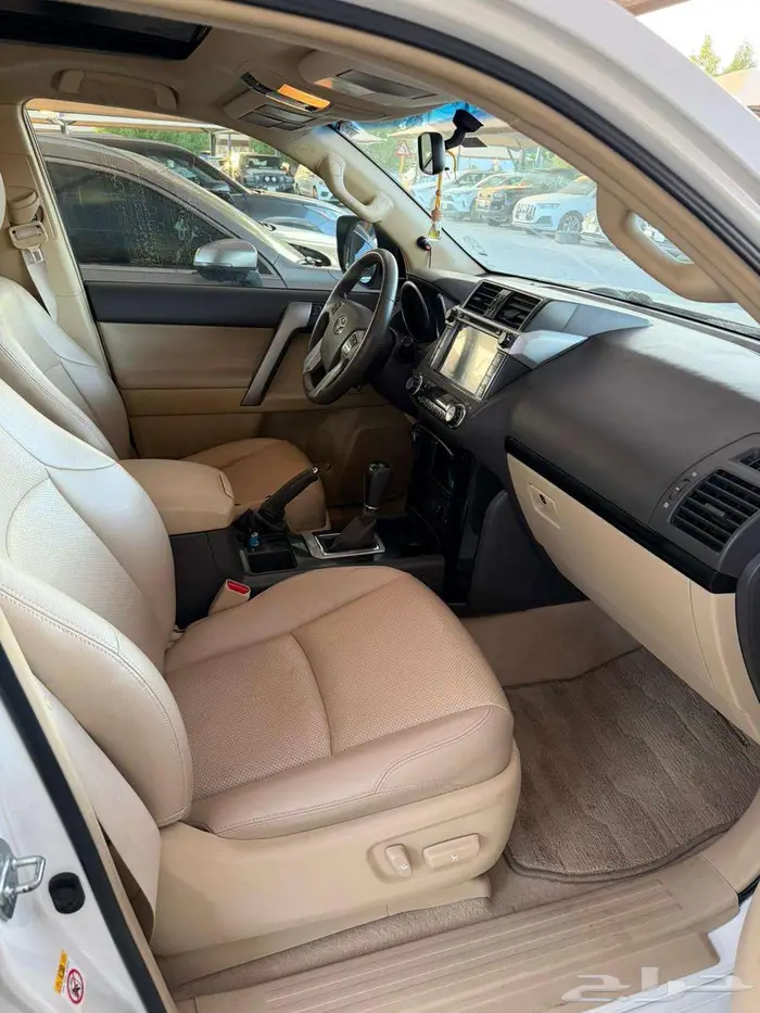 Toyota Prado 2017   GXR 4.0L V6  4WD   سته سلندر دبل 5