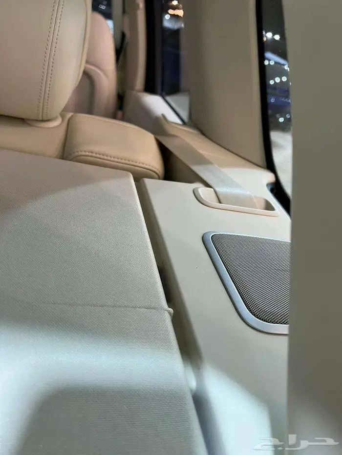 رنج روفر فوج HSE P400 2024 15