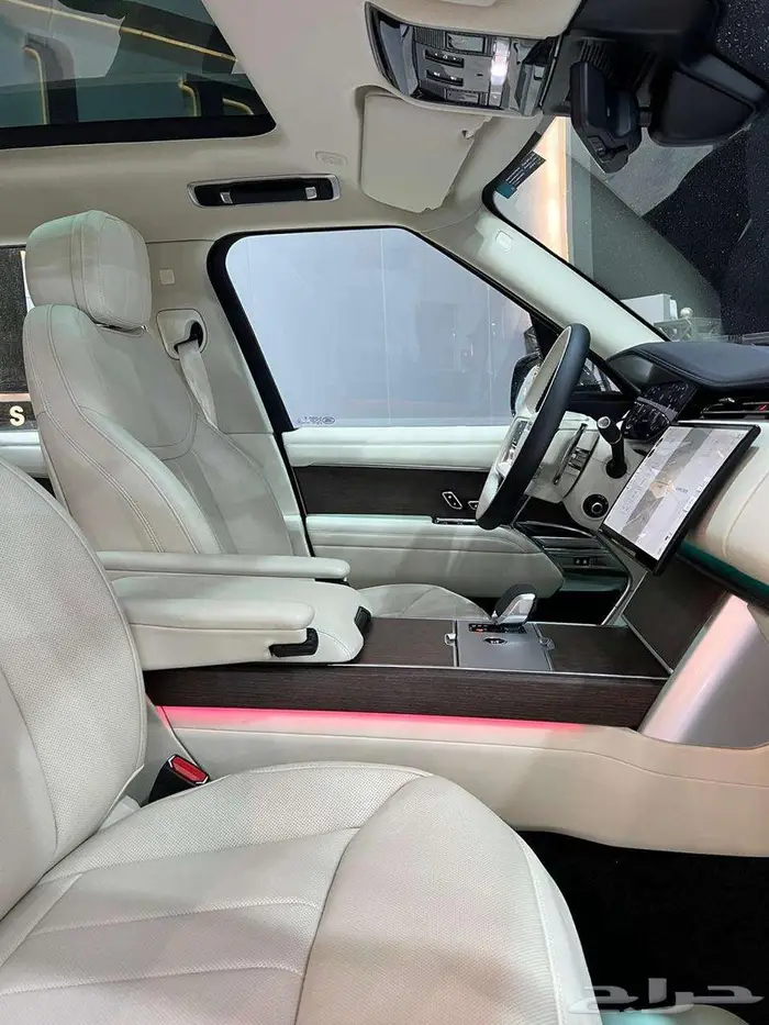 رنج روفر فوج HSE P400 2024 24