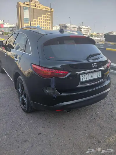 انفنتي 2016 سيارة قمة في النظافة index