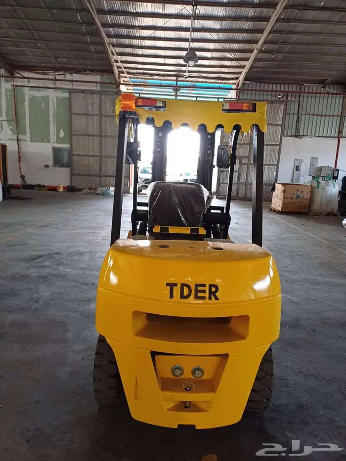 فوركلفت للبيع رفع 3.5 طن عداد زيرو 0