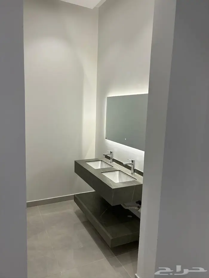 للبيع فلة ( دورين منفصلة ) 19