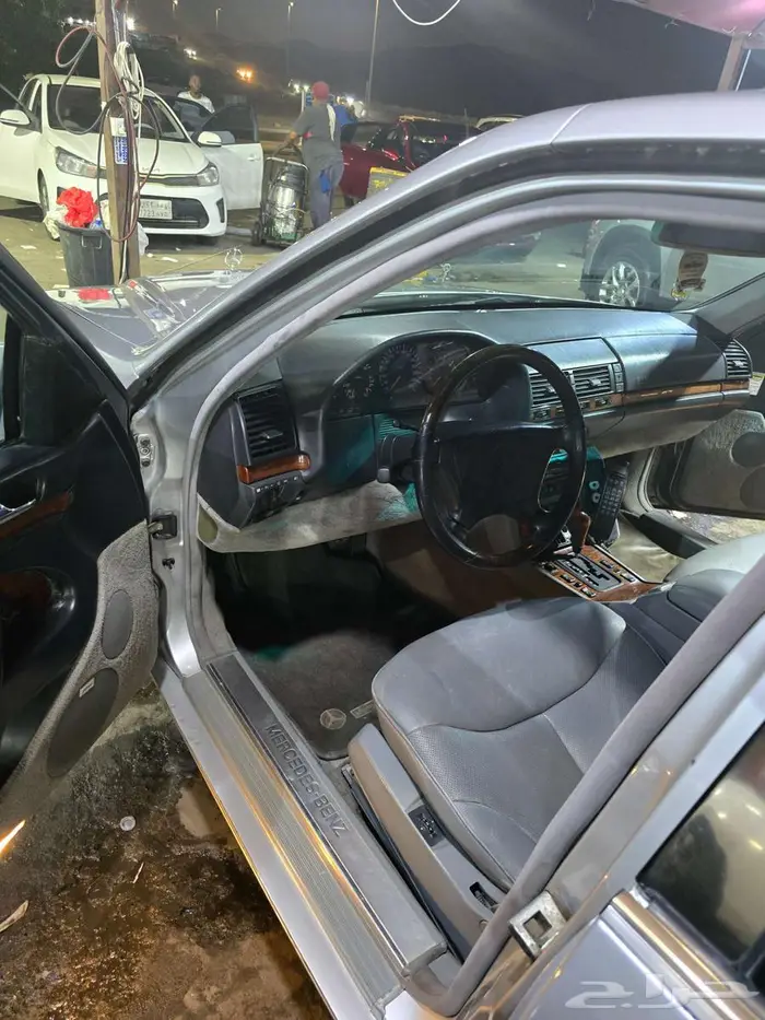 للبيع شبح حجم 320 موديل 1998 9