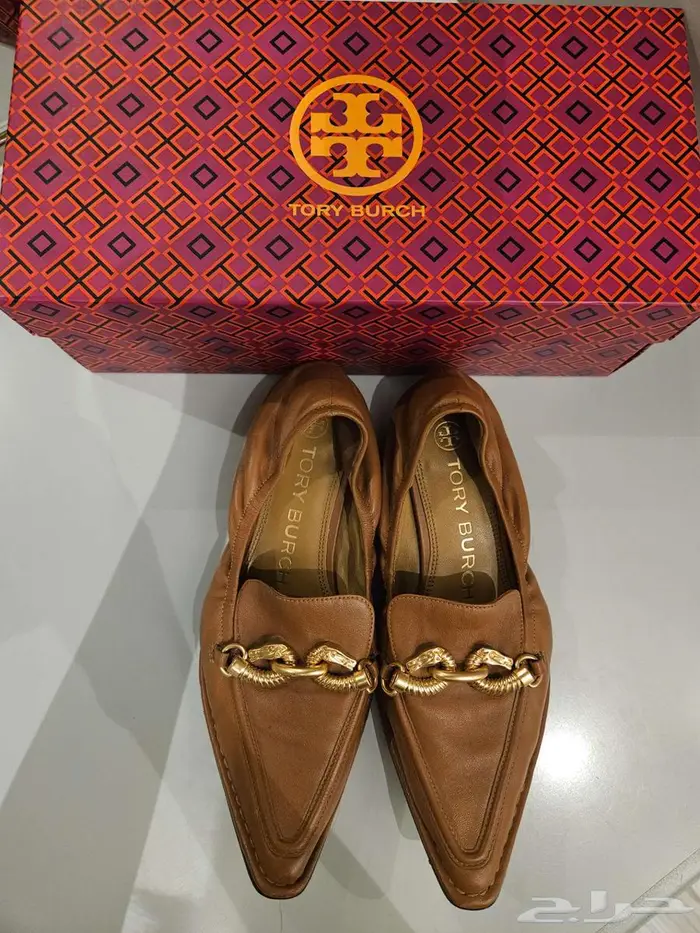 حذاء جلد ماركة توري بورش أصلي 3