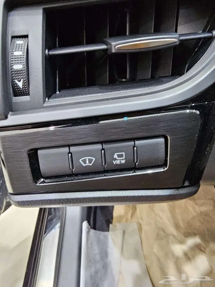 لكزس ES350CCموديل 2025 سعودي 13