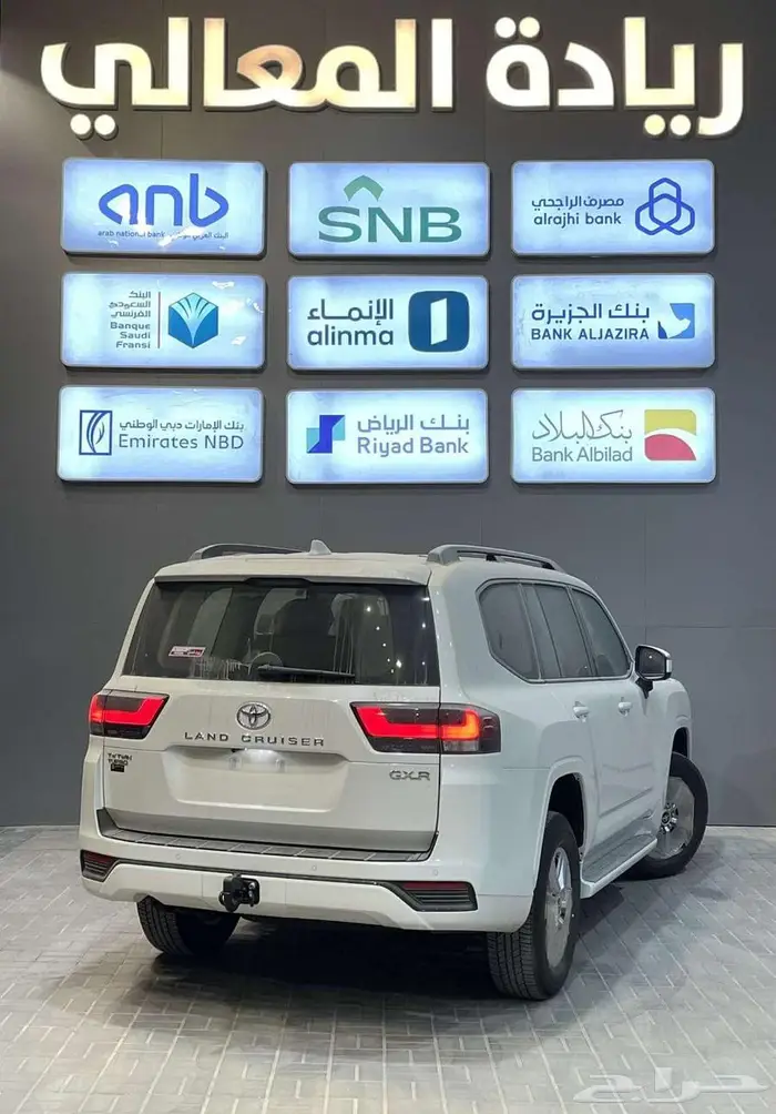 لاندكروزر GXR2 ديزل 2025 اقساط بنوك 3