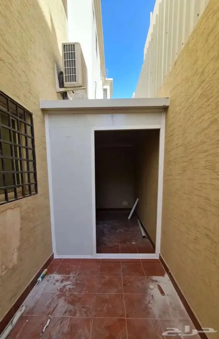 تركيب غرف ساندوتش بانل ملاحق جدران بالجنوب 17