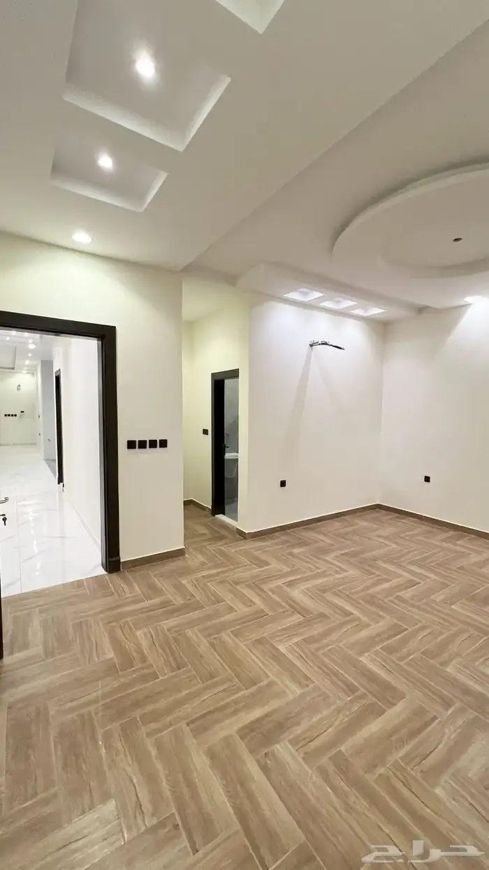 شقق فاخره وعصريه بمساحات جدا  رائعه تملكها الان 8