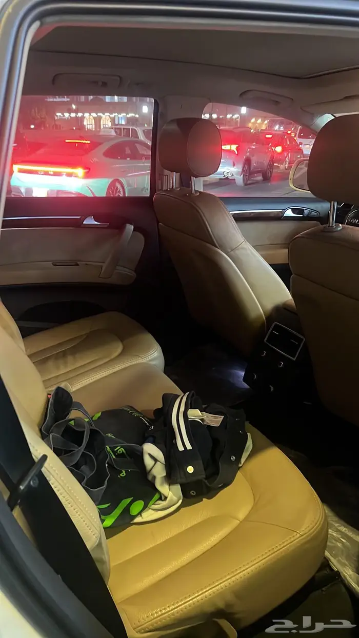 سيارة اودي Q7 للبيع 4