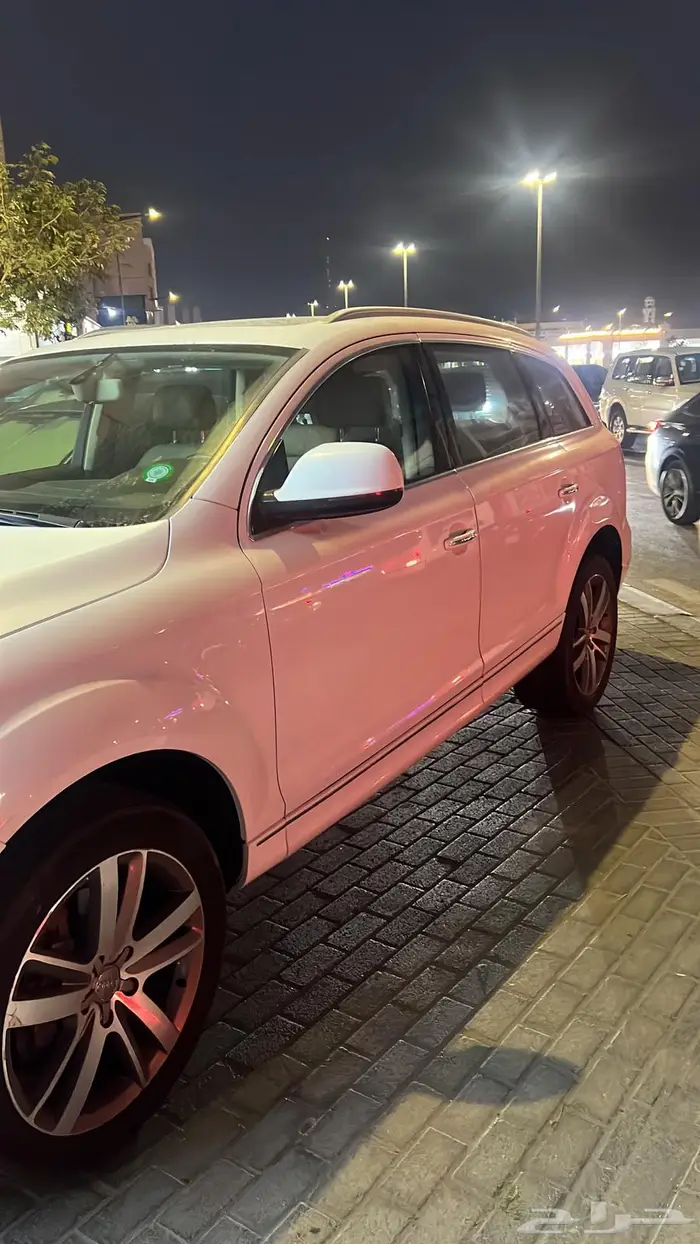 سيارة اودي Q7 للبيع 5