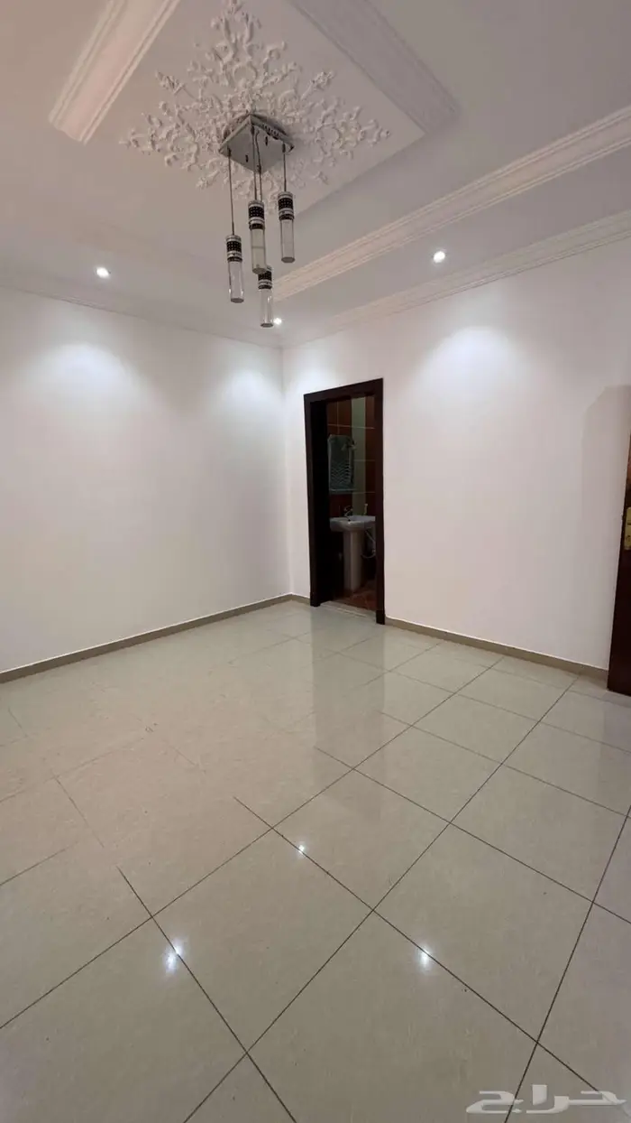 شقة للإيجار السنوي في جدة حي المروة 3