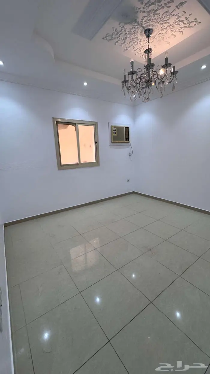 شقة للإيجار السنوي في جدة حي المروة 2