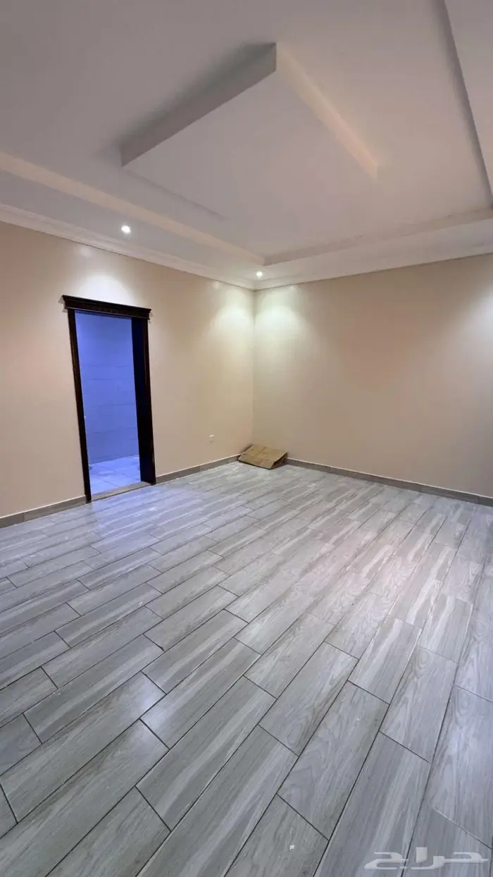 شقة خمس غرف وصالة جلوس للايجار السنوي المروة 3